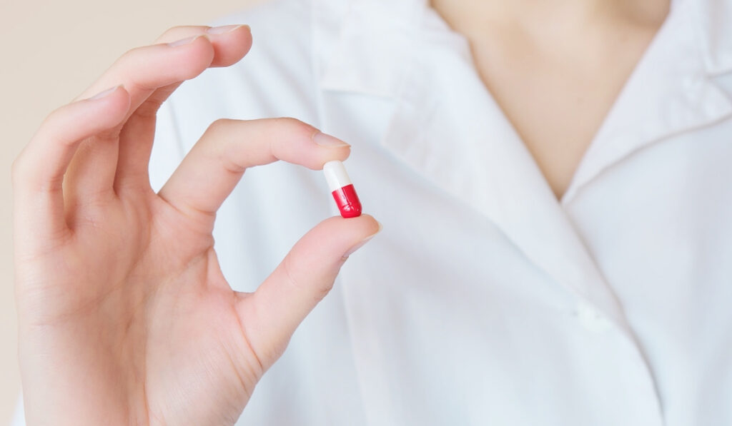 Pfizer: Ξεκίνησε τις δοκιμές χαπιού για την πρόληψη του κορονοϊού
