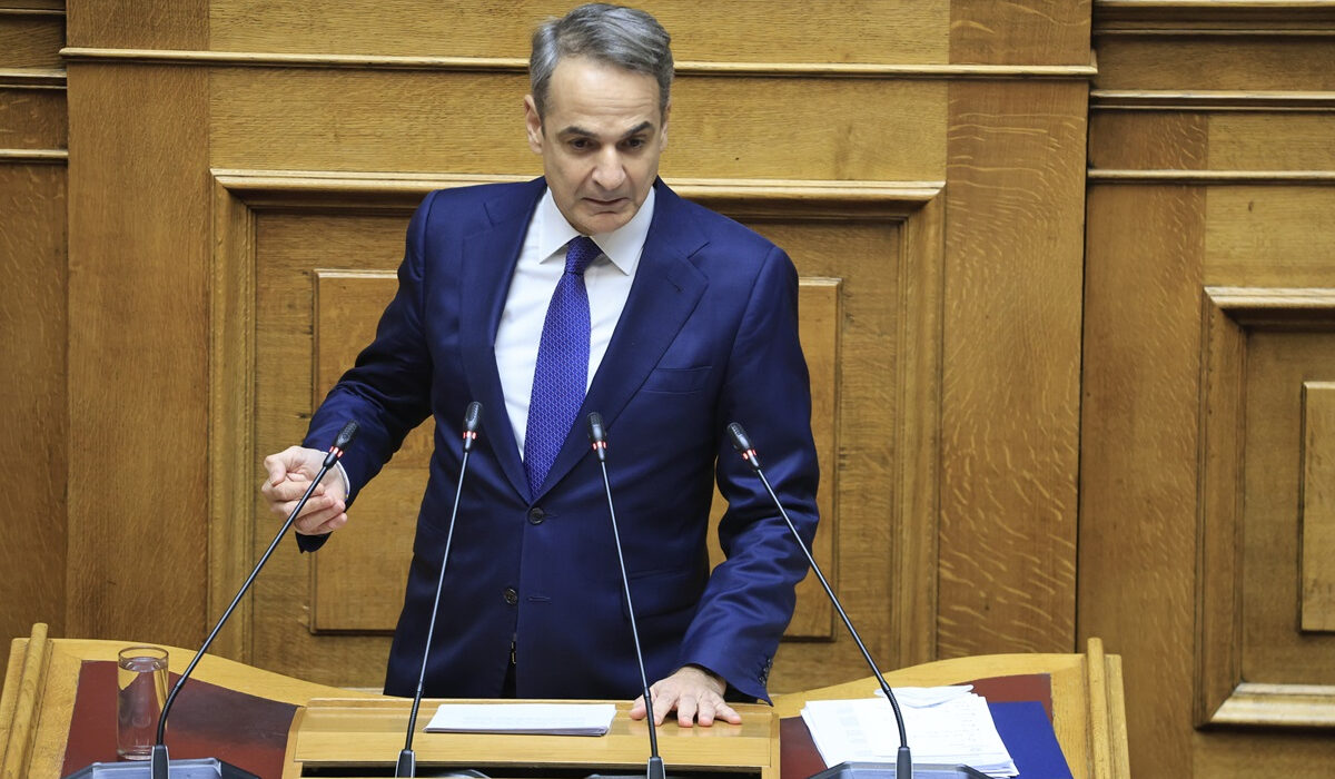 Μητσοτάκης: «Προτεραιότητα η αναβάθμιση για τα Μέσα Μεταφοράς – 130 αστυνομικοί σε προαστιακό και λεωφορεία»