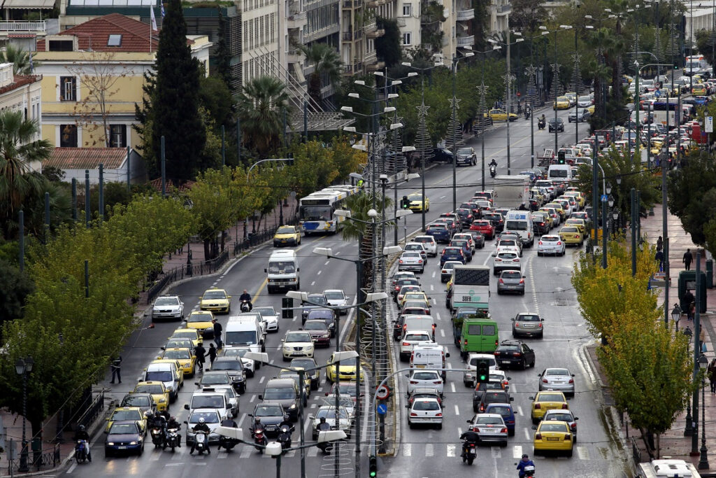 Σοβαρό τροχαίο με τραυματίες στη Βασιλίσσης Σοφίας