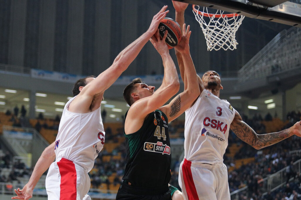Euroleague: Η ΤΣΣΚΑ διέλυσε το τριφύλλι
