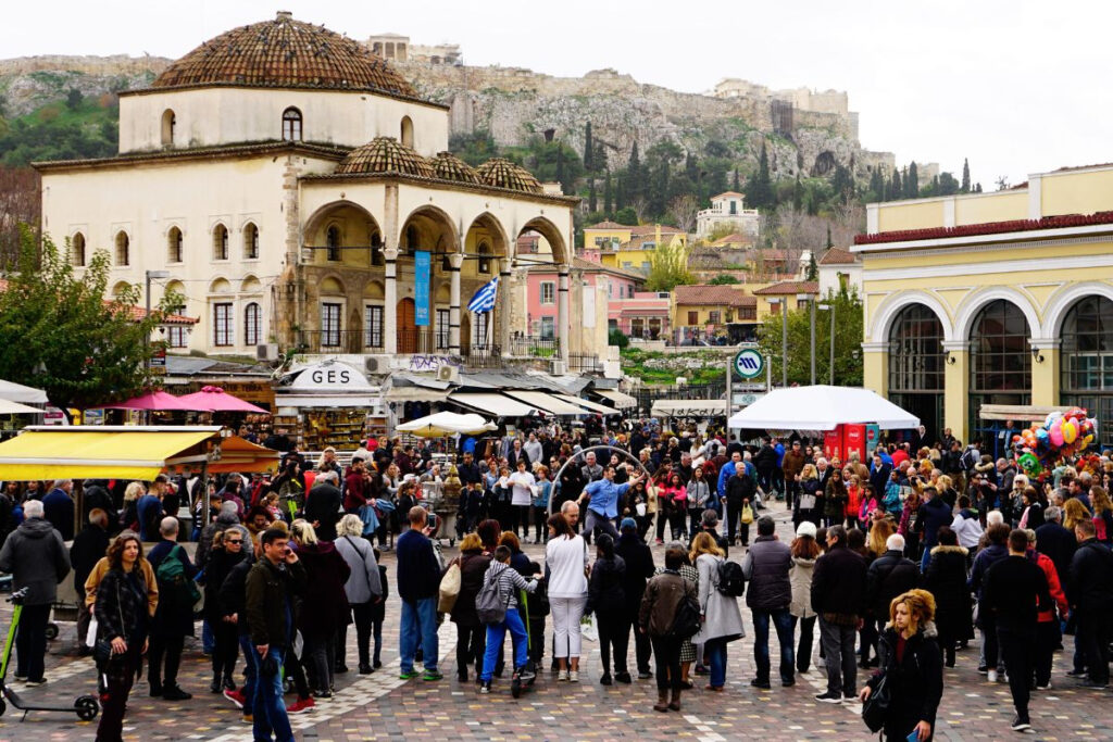 «Μαύρο χρήμα» πάνω από 70 δισ. τον χρόνο κινεί την οικονομία – «Ανέκδοτο» το κυνήγι της φοροδιαφυγής