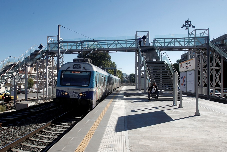 ΤΡΑΙΝΟΣΕ: Αναστέλλονται οι κινητοποιήσεις των σιδηροδρομικών