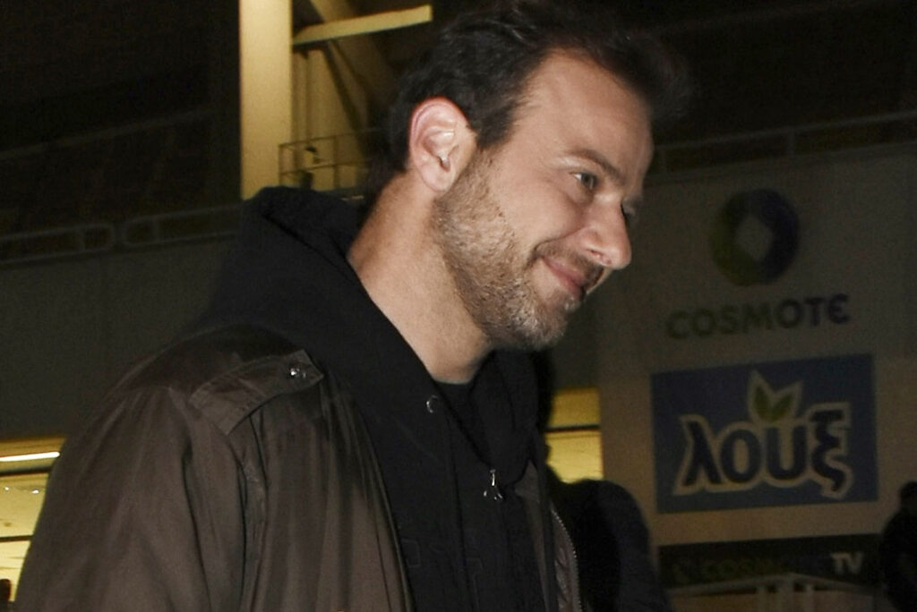 Ορέστης Τζιόβας: Ζήλεψε τη δόξα της Νικολούλη