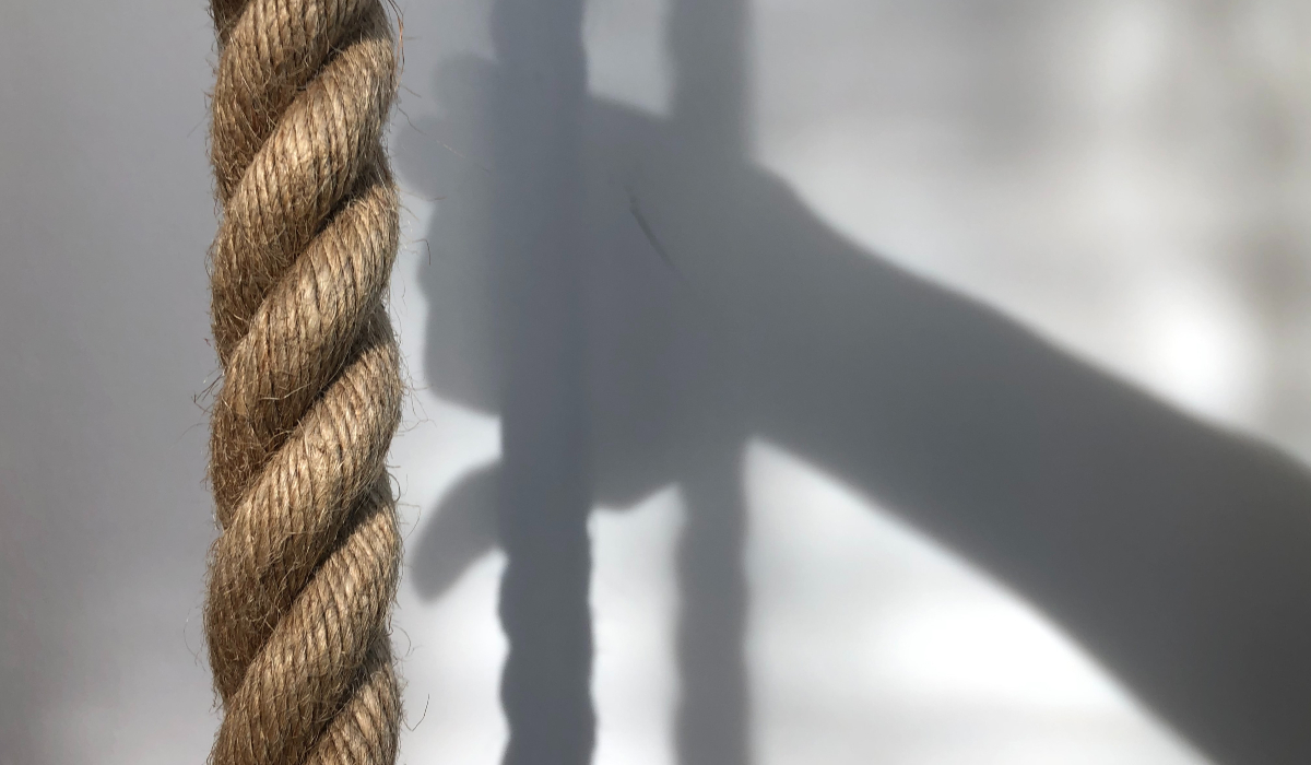 Τραγωδία στο Ηράκλειο: 42χρονος βρέθηκε κρεμασμένος στην αποθήκη του σπιτιού του