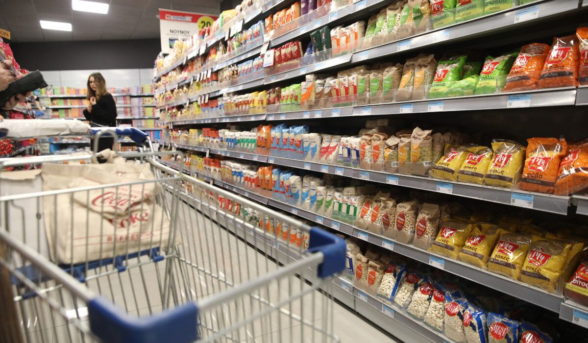 Νέες χρεώσεις στα σούπερ μάρκετ – Η πρώτη αλυσίδα που βάζει 5 ευρώ για διανομή