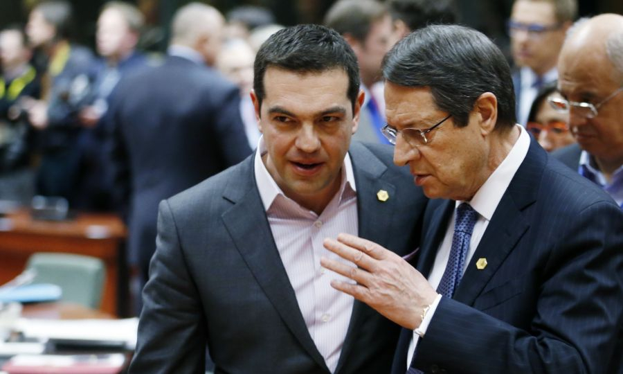 Σφυροκόπημα στην Άγκυρα και τον Ερντογάν