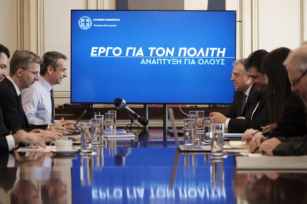 Η ενίσχυση της αυτοδιοίκησης στο τετ α τετ Μητσοτάκη με την ηγεσία του ΥΠΕΣ