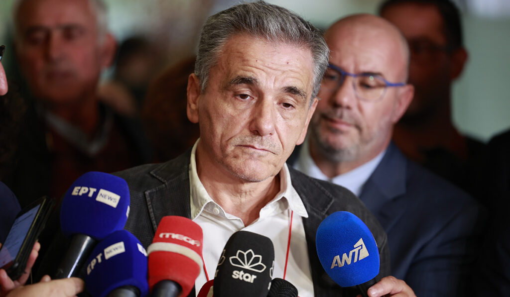 Ο Τσακαλώτος είχε πρωτοστατήσει στη διαμόρφωση του Κώδικα Δεοντολογίας του ΣΥΡΙΖΑ