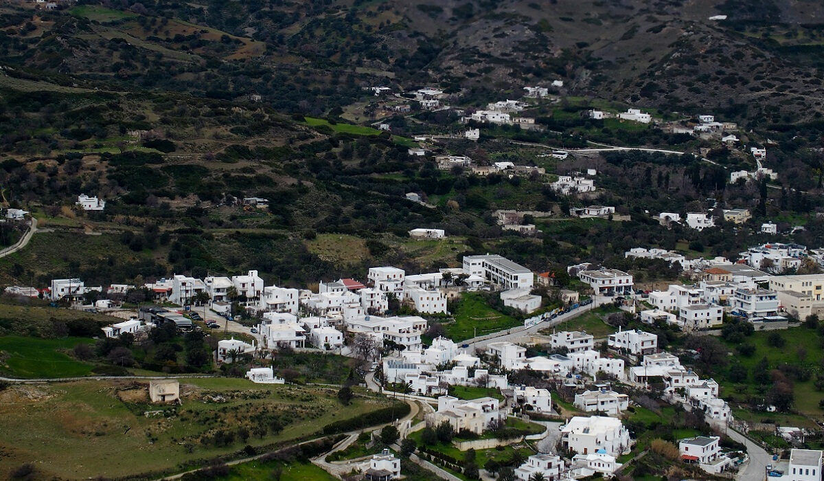 Η κυβέρνηση κορόιδεψε χιλιάδες μικροϊδιοκτήτες και τους άφησε με «ορφανά» οικόπεδα