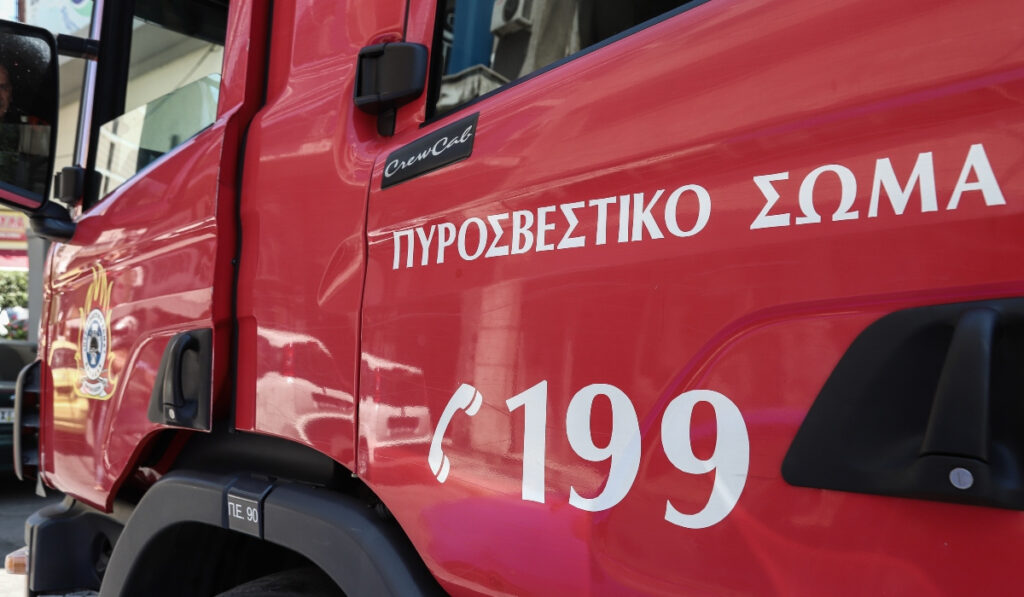 Φωτιά σε χώρο εργοστασίου στον Ασπρόπυργο