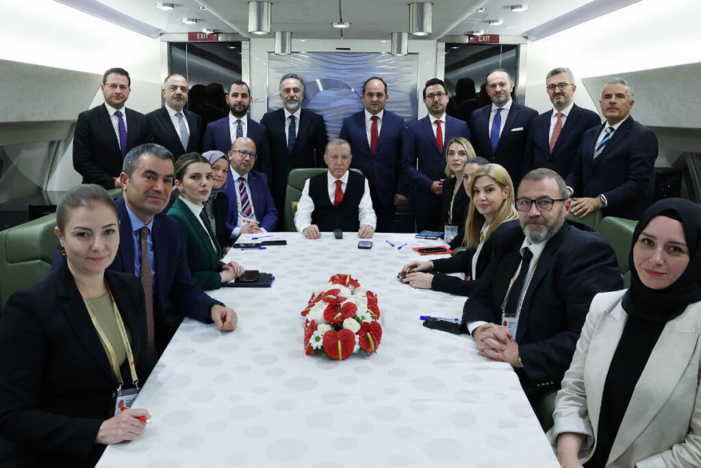 «Χείμαρρος» ο Ερντογάν στα τουρκικά ΜΜΕ: Για τον Μητσοτάκη, την Ελλάδα, το Αιγαίο, τους εξοπλισμούς