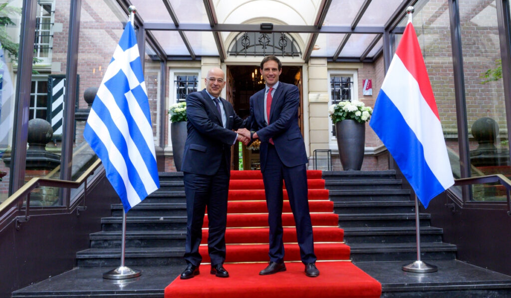 Συνάντηση Δένδια με τον Ολλανδό ΥΠΕΞ – Στο επίκεντρο η τουρκική παραβατικότητα