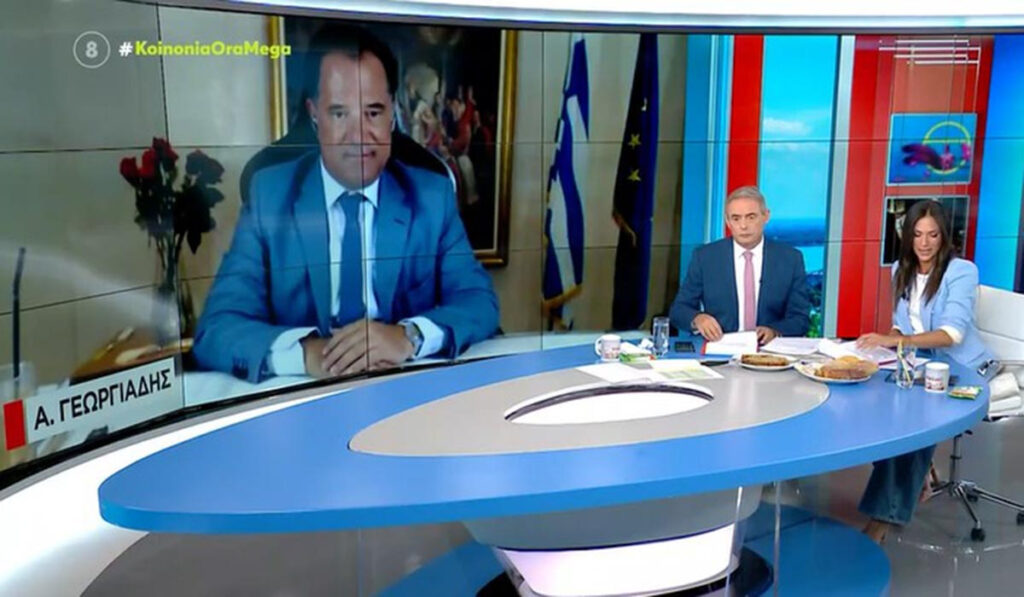 Γεωργιάδης: Οι υγειονομικοί που δεν εμβολιάζονται πρέπει να κάνουν άλλη δουλειά