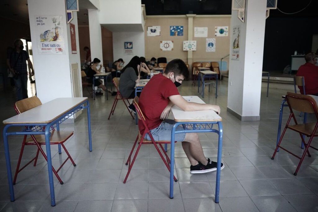 Διαφορετικά «μετράνε» οι απουσίες μαθητών λόγω κορονοϊού έναντι των άλλων λοιμώξεων αναπνευστικού