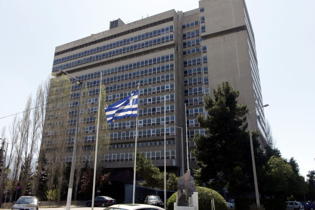 Ρουμπάτης: Ο διοικητής της ΕΥΠ ενημερώνει τον Πρωθυπουργό για όλα τα σημαντικά ζητήματα