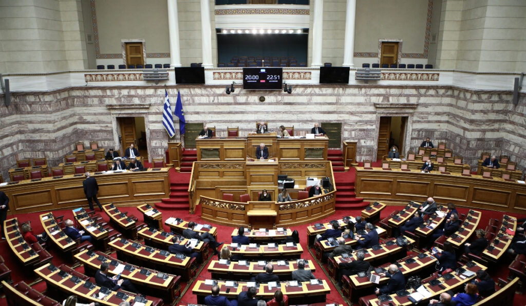 «Πυρ ομαδόν» της αντιπολίτευσης κατά του «γαλάζιου» προϋπολογισμού