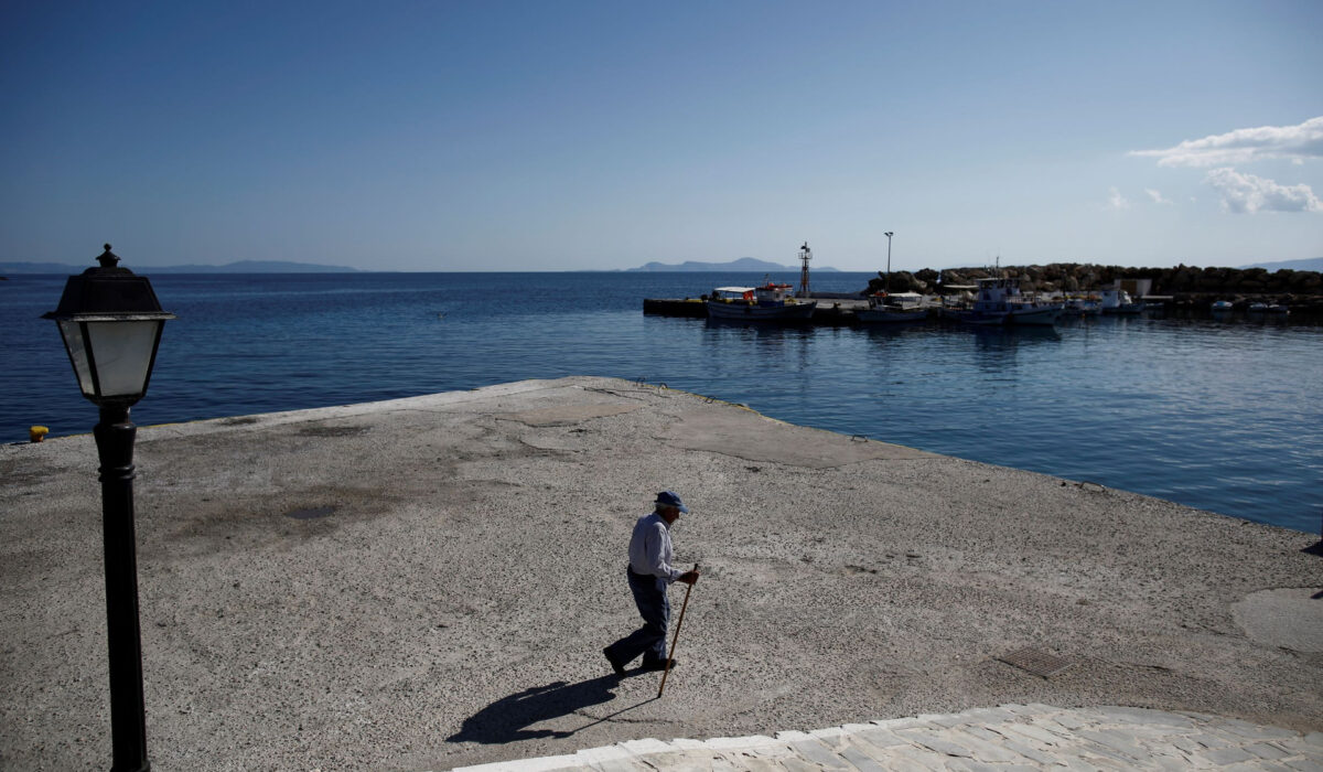Ξεκινούν τον Ιούνιο τα δρομολόγια Τσεσμέ – Λαύριο