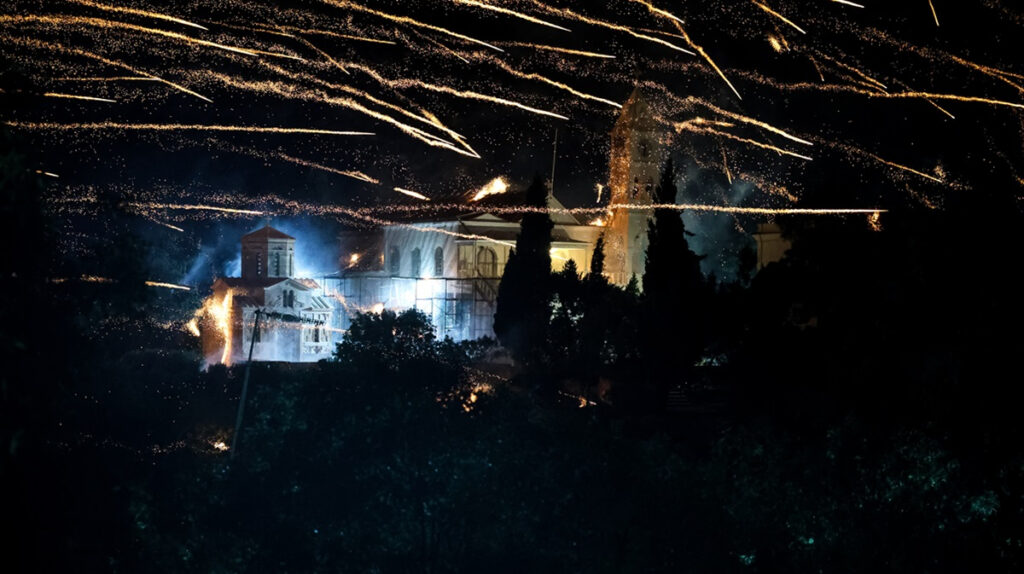 Πάσχα με επτά ακρωτηριασμούς σε όλη τη χώρα από βεγγαλικά και κροτίδες