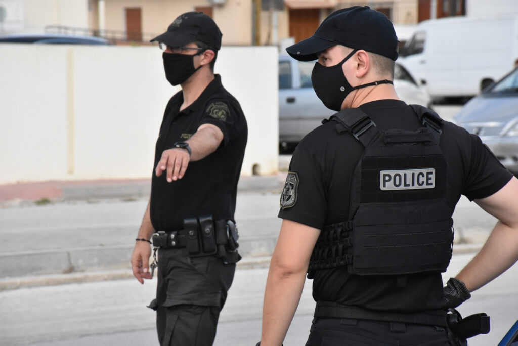 Επεισόδια σε γλέντι στον Δενδροπόταμο με προσαγωγές και τραυματίες