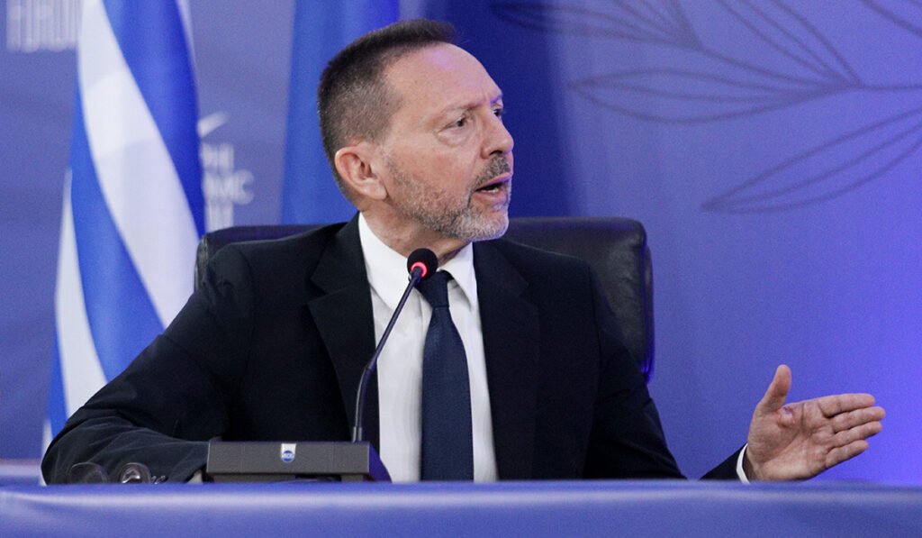 Στουρνάρας: Η ουκρανική κρίση πιθανόν να καθυστερήσει την υποχώρηση του πληθωρισμού
