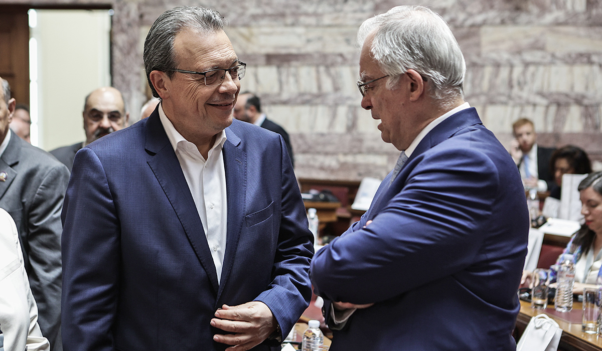 Ο Φάμελλος ζητά από τον Τασούλα ειδική συνεδρίαση για τη διαχείριση υδάτων και πλημμυρών στη Θεσσαλία
