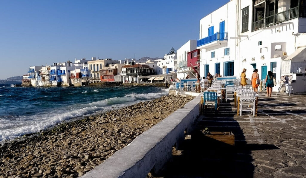 Μύκονος: Λουκέτο 48 ωρών σε γνωστό club restaurant