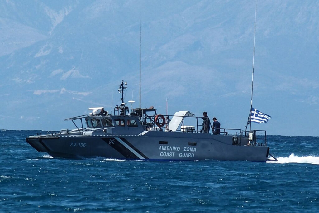 Λαγονήσι: Μάχη για να κρατηθεί στη ζωή δίνει ο 48χρονος που προσπαθούσε να σώσει το παιδί του