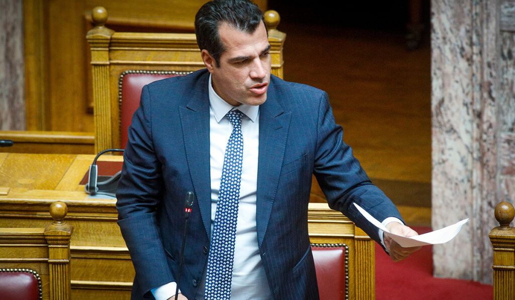 Επιμένει ο Πλεύρης: Ο κ. Τσίπρας έπρεπε να είναι σε καραντίνα – Δεν γίνεται εξαίρεση με αρνητικό PCR