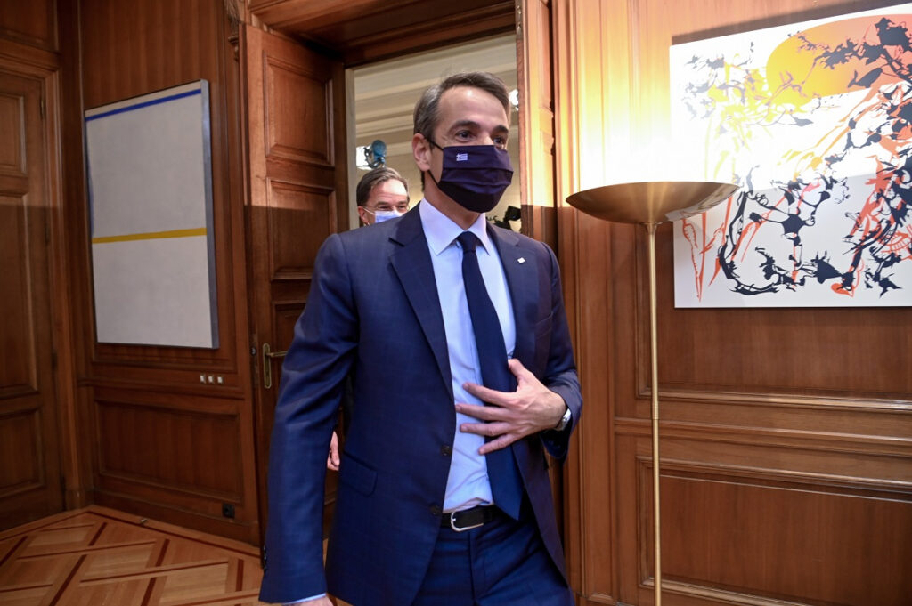 Πώς οι «φανς» του Λοβέρδου έγιναν «τσιρλίντερς» του Ανδρουλάκη σε μια νύχτα