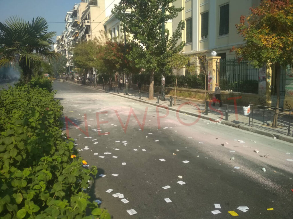 Ανάληψη ευθύνης για τα επεισόδια στην ΑΣΟΕΕ ⎯ ΕΛ.ΑΣ.: Γιατί δεν επιχειρήσαμε