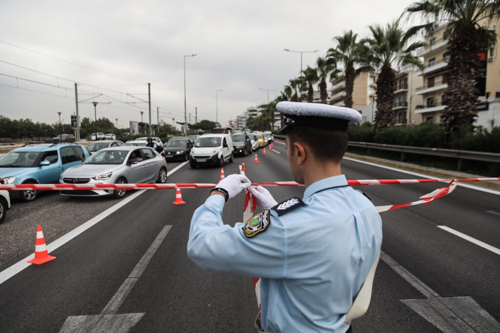 Τι ώρα κλείνουν σήμερα οι δρόμοι σε Άλιμο, Γλυφάδα, Αργυρούπολη για την εξουδετέρωση της βόμβας