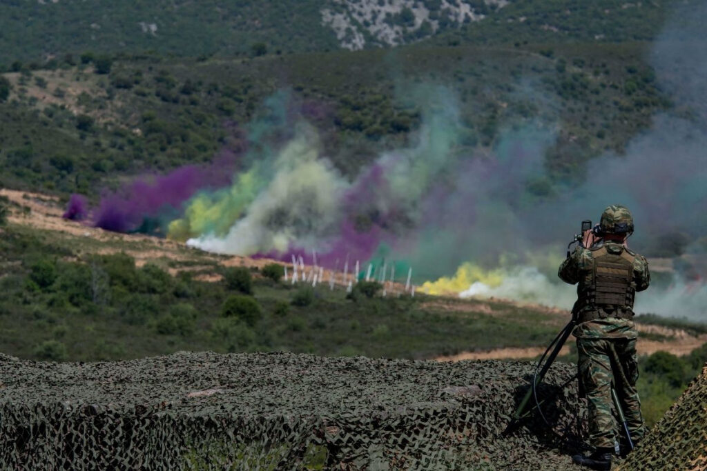 ΥΕΘΑ: Σοβιετικά και όχι Ρωσικά τα όπλα που στείλαμε στην Ουκρανία!