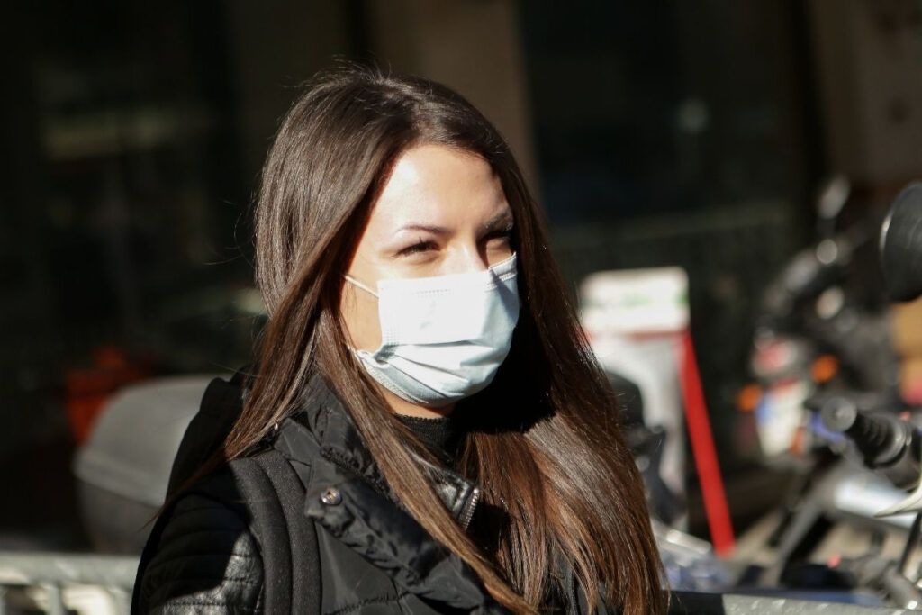 «Καμία κοπέλα να μη μείνει μόνη»: Το μήνυμα της Γεωργίας Μπίκα για την Παγκόσμια Ημέρα της Γυναίκας