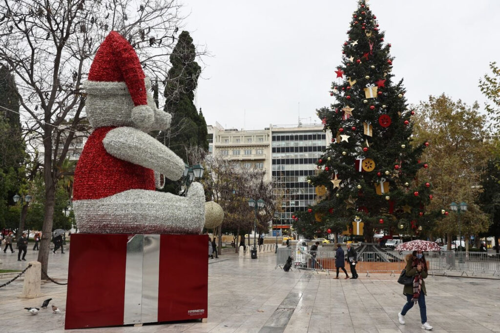 Καιρός: Τοπικές νεφώσεις και μικρή πτώση της θερμοκρασίας αύριο