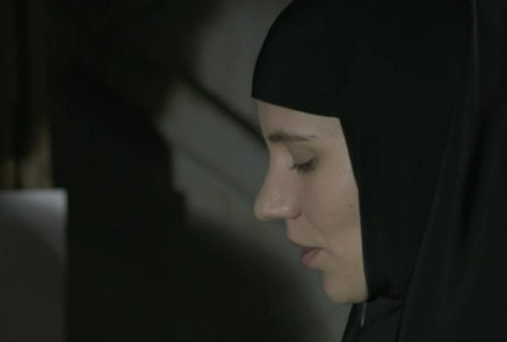 Μαύρο Ρόδο: Ο εφιάλτης από το παρελθόν ζωντανεύει για την Ελισάβετ