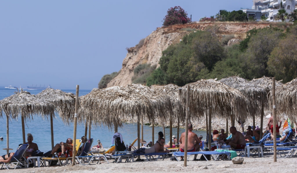 Καιρός-meteo: Κορυφώνεται η ζέστη την Πέμπτη με θερμοκρασίες «φωτιά»