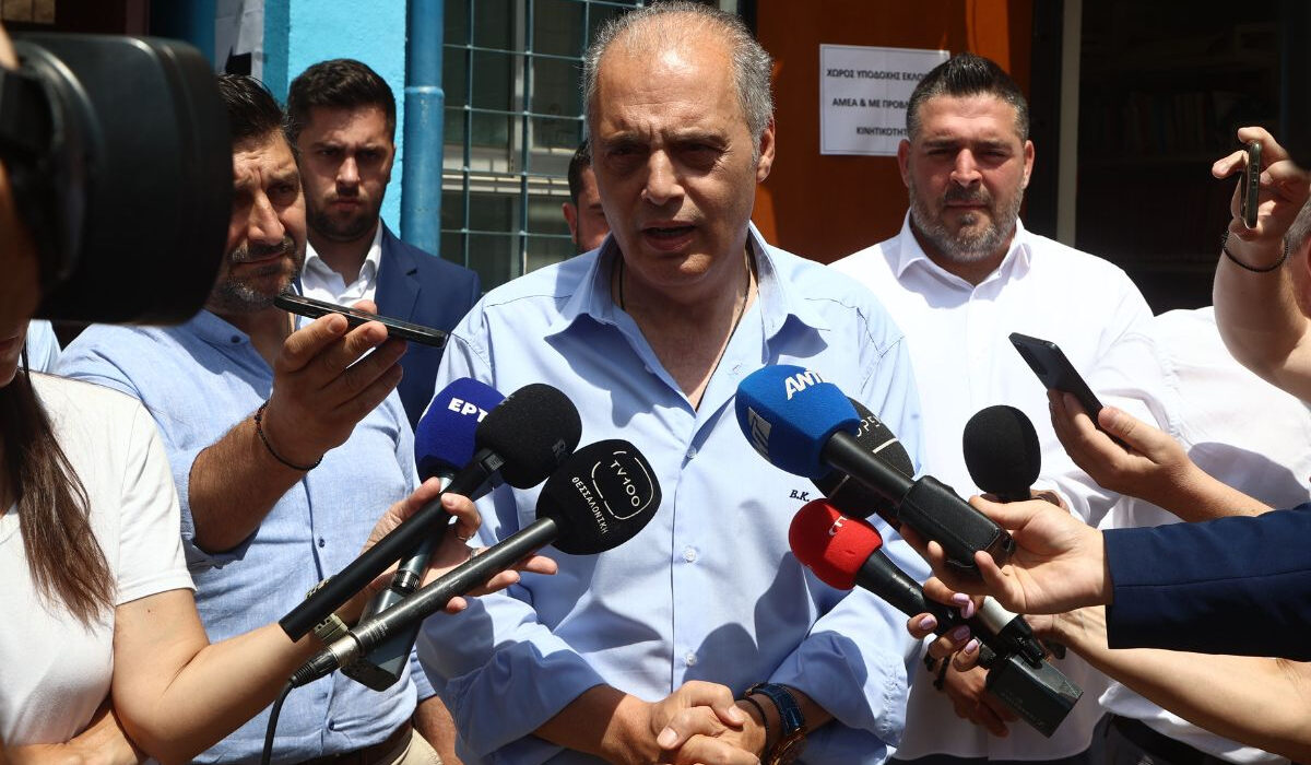 Βελόπουλος: Kαλώ τους Έλληνες, όταν πάνε στην κάλπη, να σκεφτούν λογικά