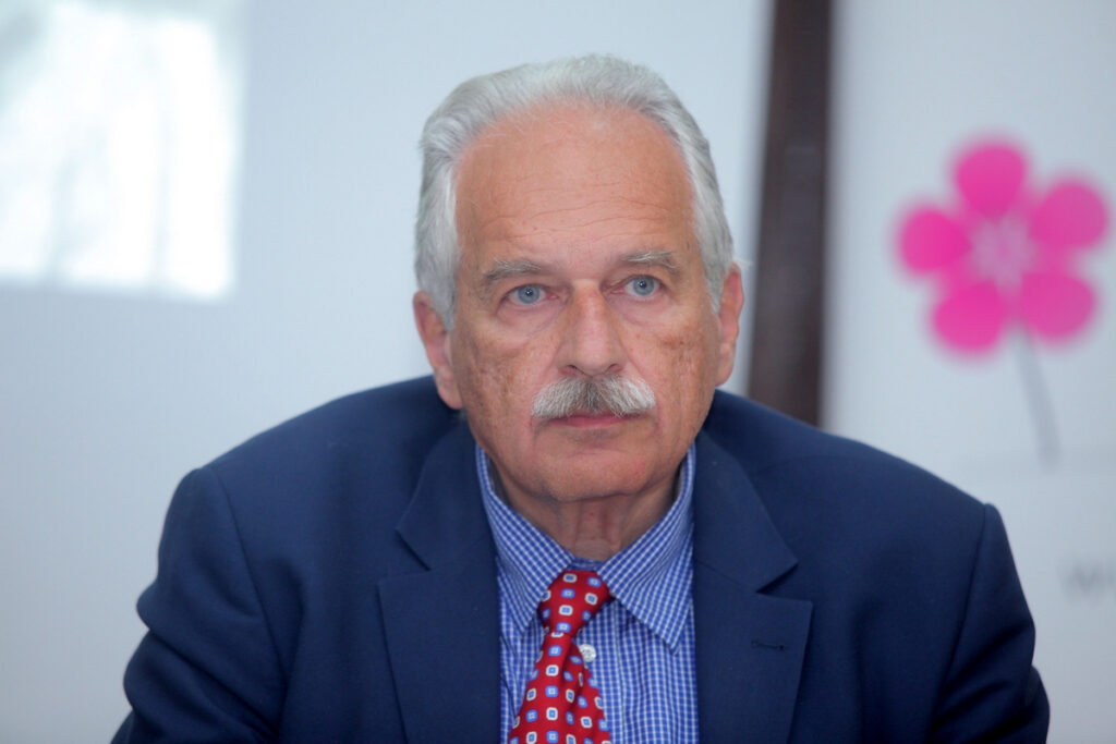 Πρόβλεψη Γουργουλιάνη για 3.000 θανάτους από κορονοϊό μέχρι τις γιορτές