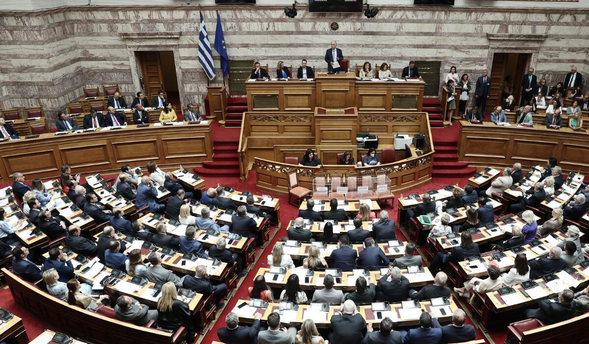 Οι «μονομάχοι» στην «αρένα» της Βουλής για τη μάχη των προγραμματικών δηλώσεων