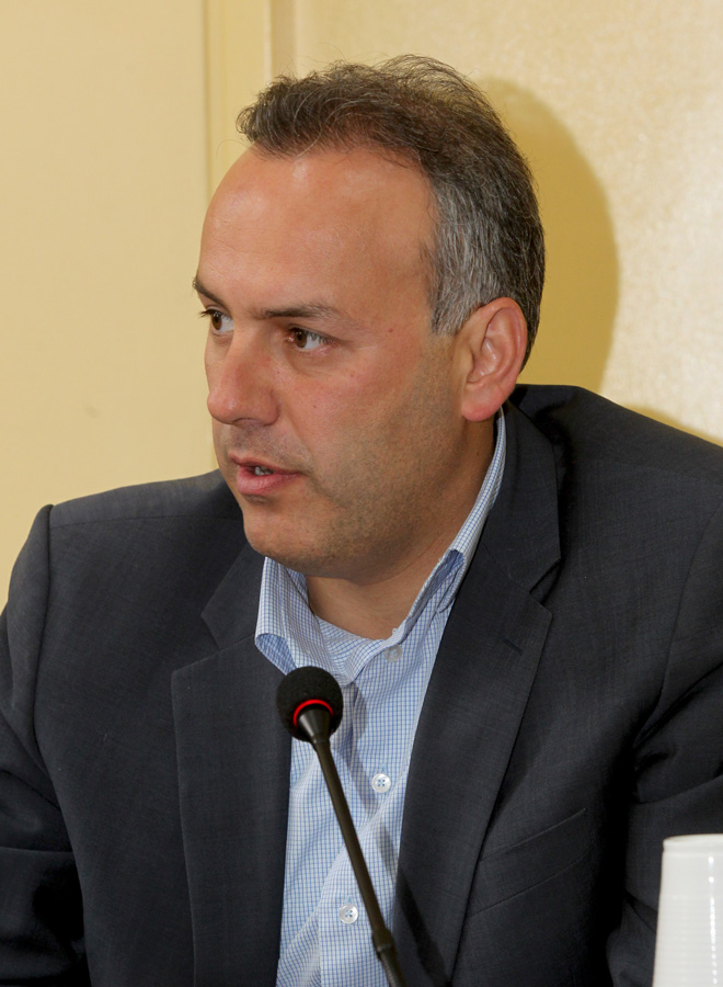 Νικήτης από τον πρώτο γύρο ο Παπανικολάου στη Γλυφάδα