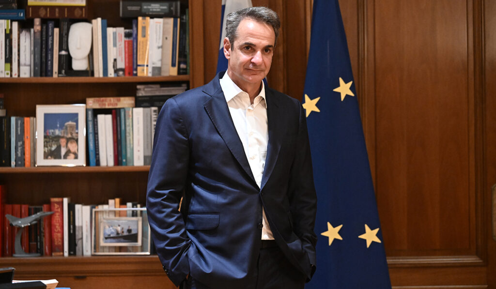Συνάντηση Μητσοτάκη με τον πρωθυπουργό της Βουλγαρίας, Νικολάι Ντένκοφ