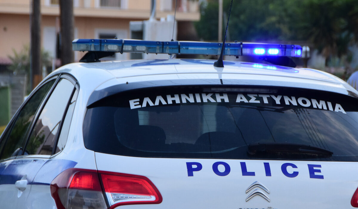 Θεσσαλονίκη: «Τον μπέρδεψα με τον άντρα μου» λέει η ηλικιωμένη που μαχαίρωσε τον γιο της