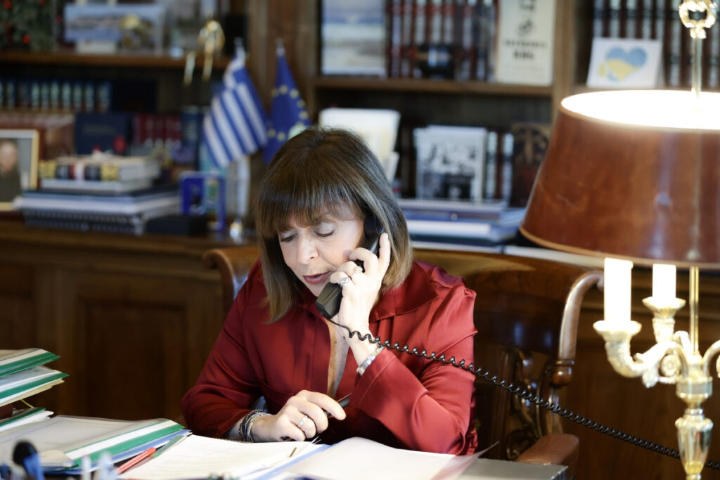 Τα «κακά μαντάτα« στην Πρόεδρο της Δημοκρατίας