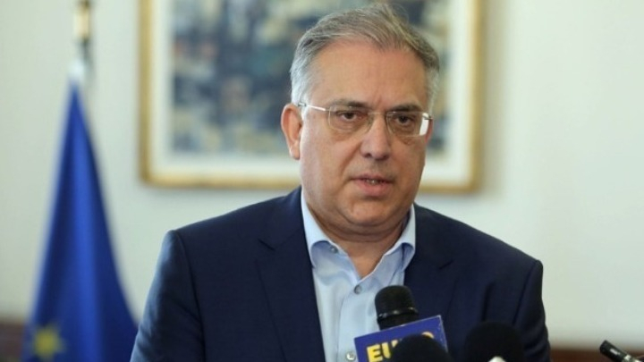 Θεοδωρικάκος: «Ανεύθυνη η συζήτηση για μειώσεις μισθών στο Δημόσιο»