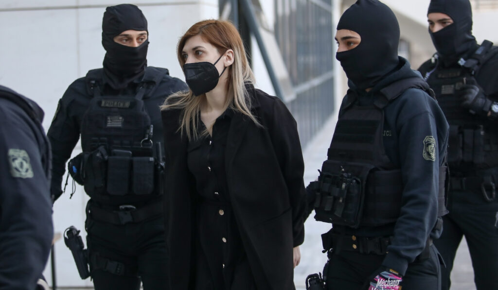 Ρούλα Πισπιρίγκου: «Μάχη» σε διπλό μέτωπο για την 34χρονη