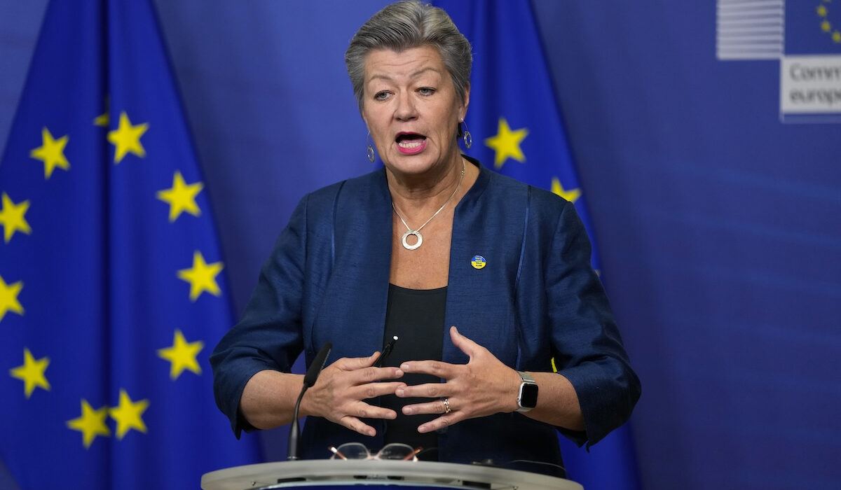 «Εύσημα» Βρυξελλών στην κυβέρνηση για το μεταναστευτικό
