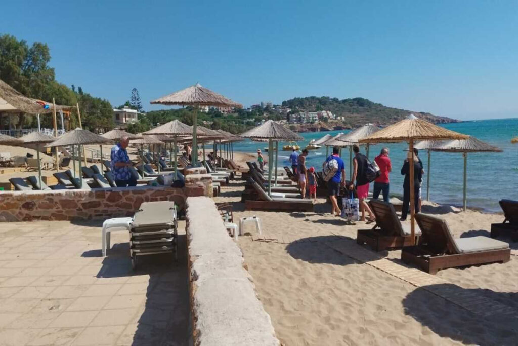 MyCoast: Oι 14 παραλίες με τις περισσότερες καταγγελίες πολιτών – Πρόστιμα άνω των 350.000 ευρώ