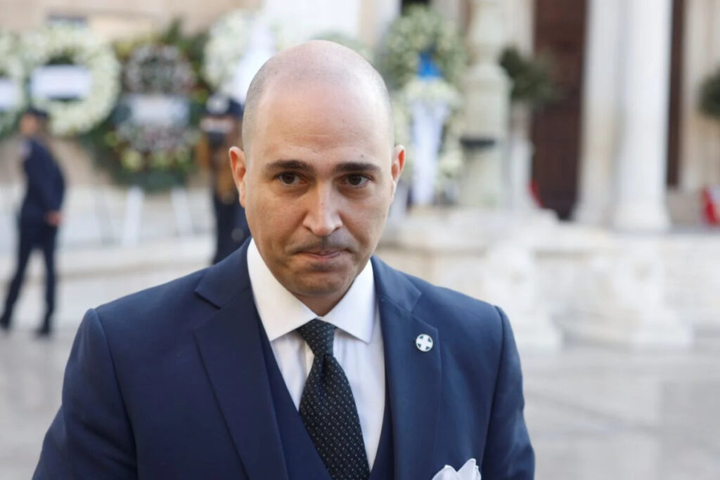 Το παρασκήνιο του αποκλεισμού του κόμματος Μπογδάνου – Εμφιετζόγλου: Όσα ειπώθηκαν στη διάσκεψη του ΑΠ