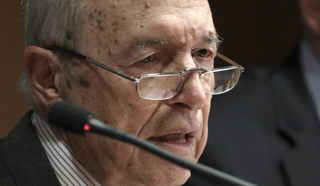 Σημίτης για Ζακ Ντελόρ: Εύχομαι το όραμά του για την Ευρώπη να παραμείνει ισχυρό και σημείο αναφοράς