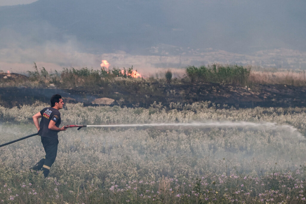 Φωτιά στην Ύδρα – Σε ύφεση η πυρκαγιά